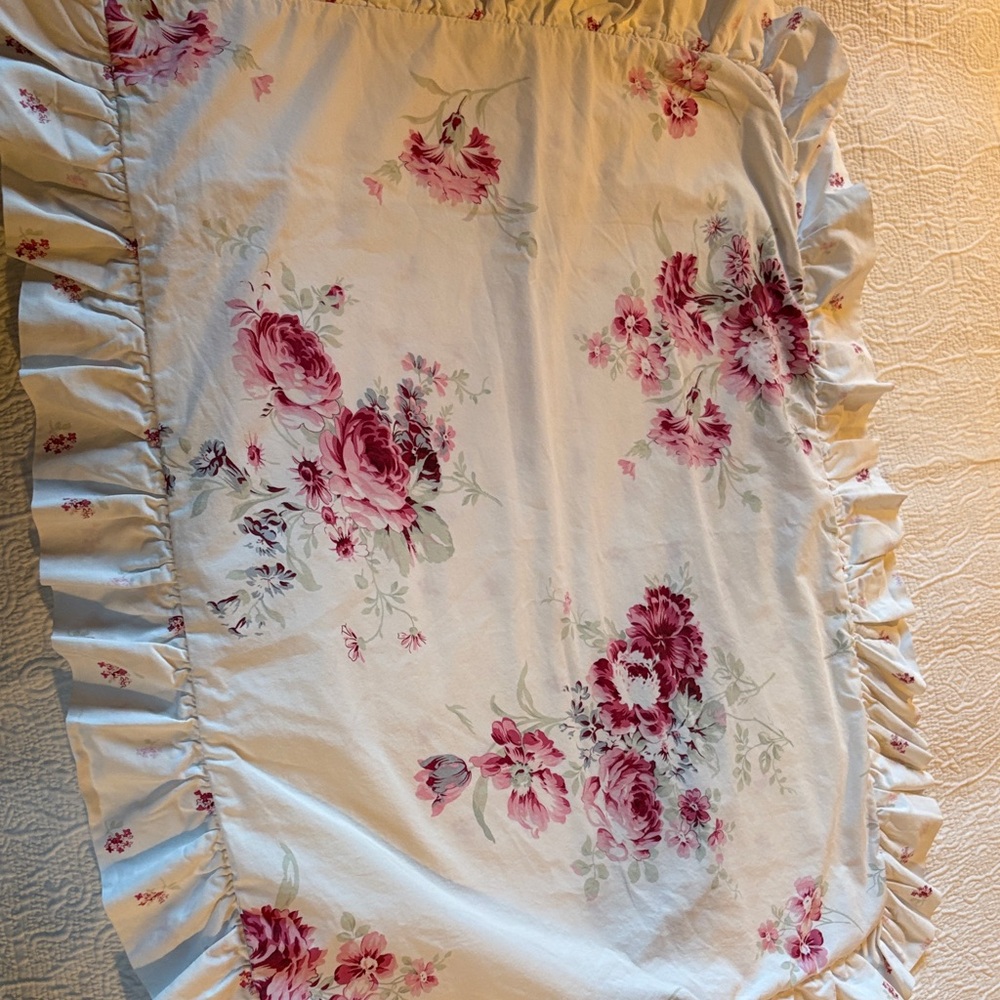 Simply Shabby Chic Pink and Cream Floral Pillowcase - Picture 2 of 5